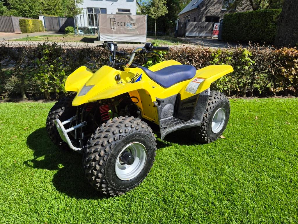 Zeer nette suzuki ltz50, Motoren, Quads en Trikes, 1 cilinder, 11 kW of minder