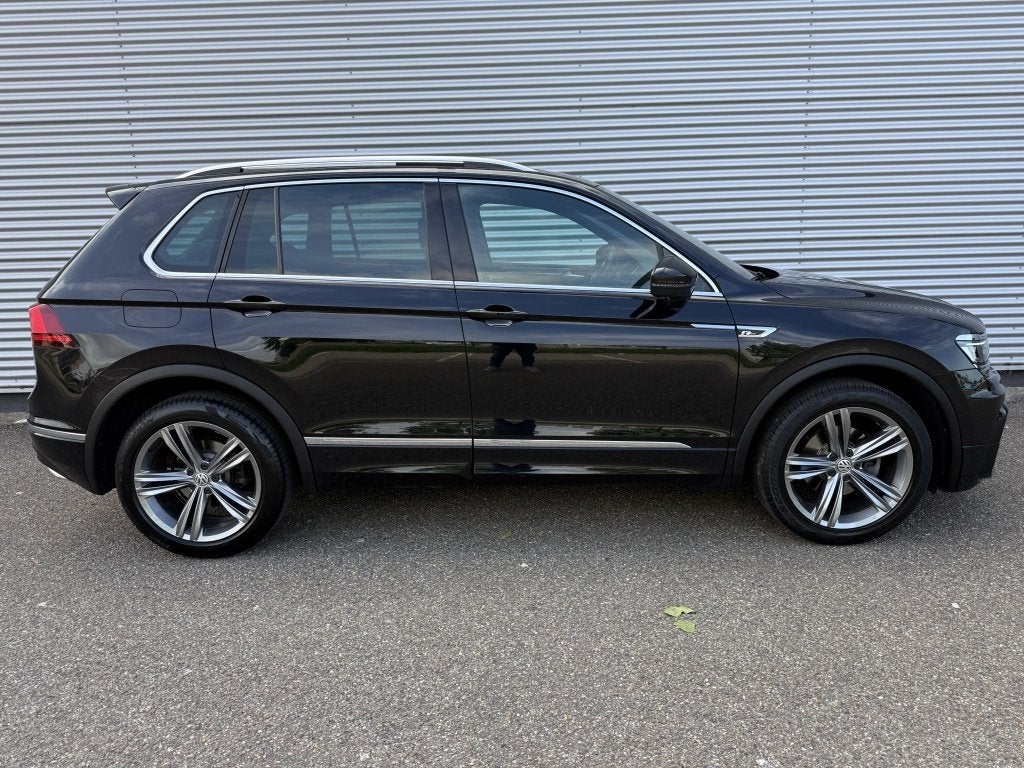 Volkswagen Tiguan 1.4 TSI 4-Motion R-line NAP BTW Pano Virtu, Auto's, Automaat, Gebruikt, Euro 6, 4 cilinders
