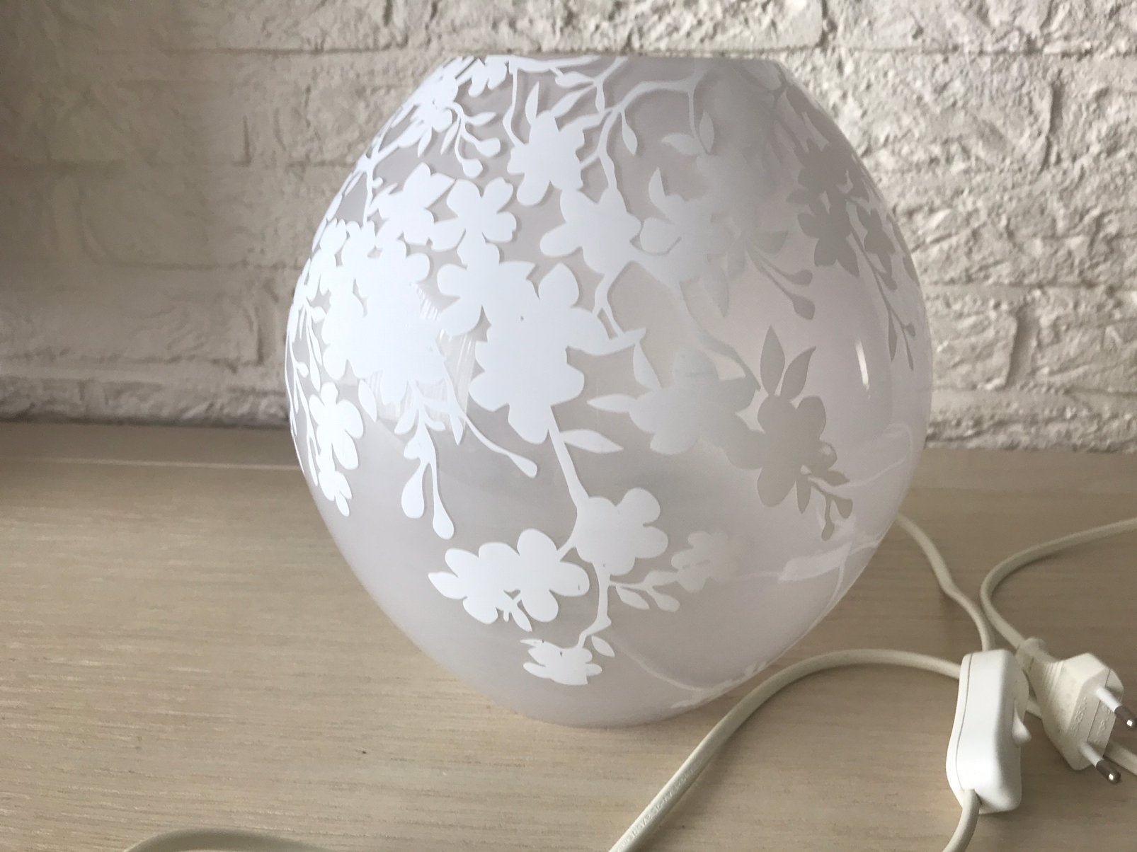 Grote Tafellamp ..Ikea Knubbig .. wit glas ..bloesem design, Ophalen, Wit, IKEA, Design