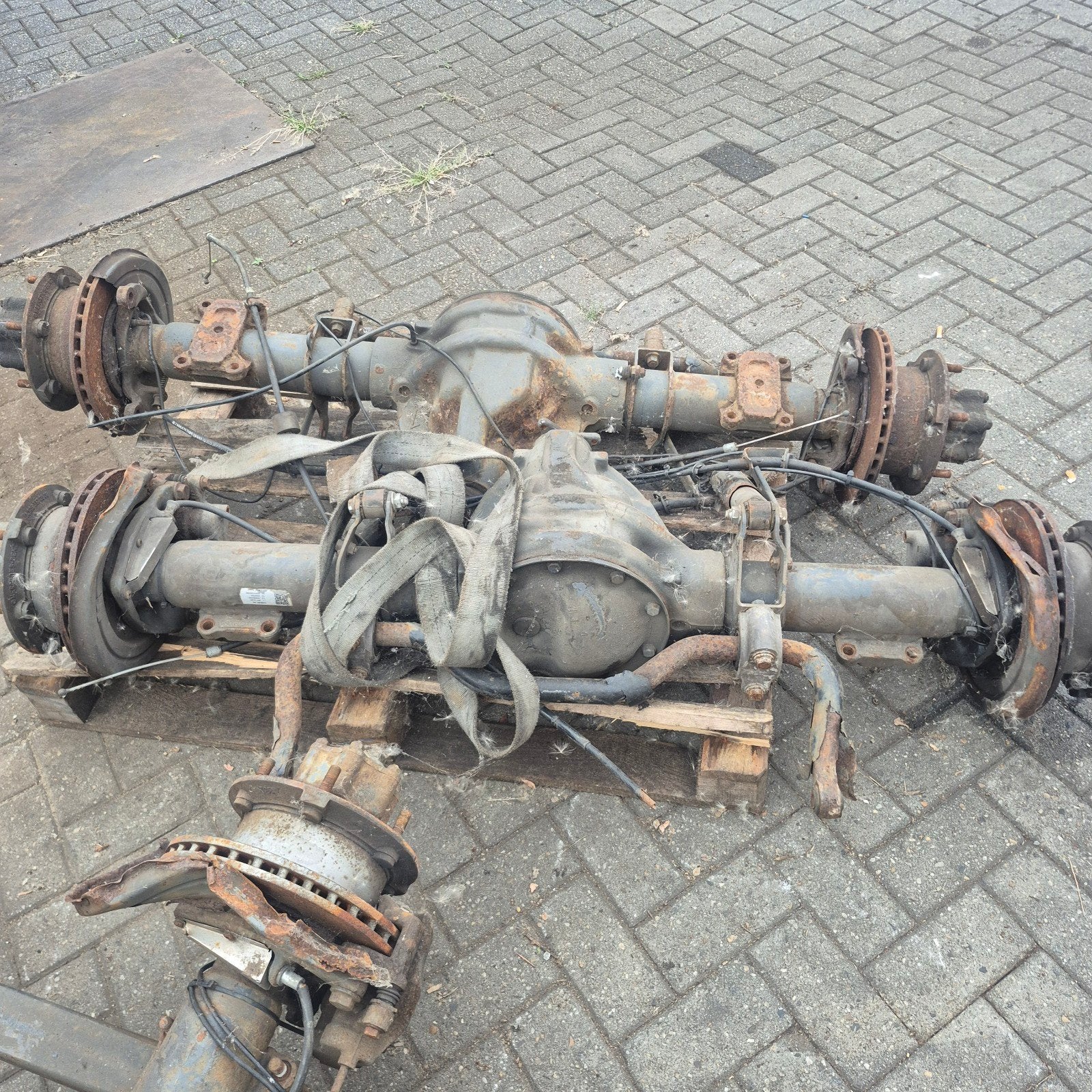 Achteras Mercedes Sprinter / VW Crafter A9063501700, Ophalen, Gebruikt, Volkswagen
