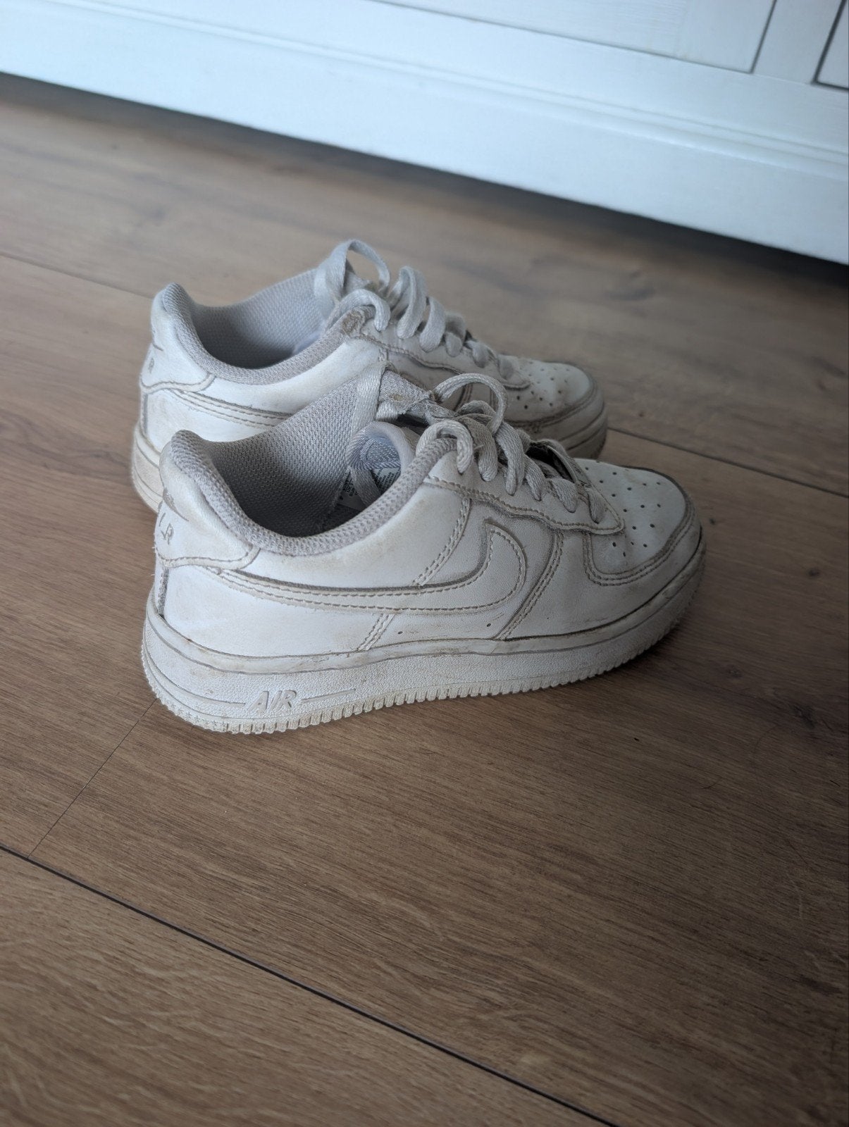 Nike Air Force 1 maat 33 Kinderschoenen, Gebruikt, Jongen of Meisje, Info@nike.com, Schoenen