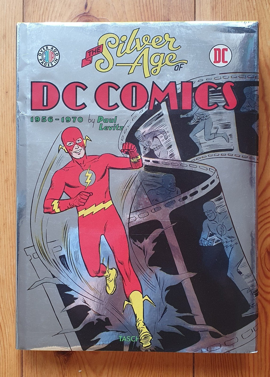 The Silver Age of DC Comics 1956-1970 - Paul Levitz Taschen, Eén stripboek, Ophalen of Verzenden