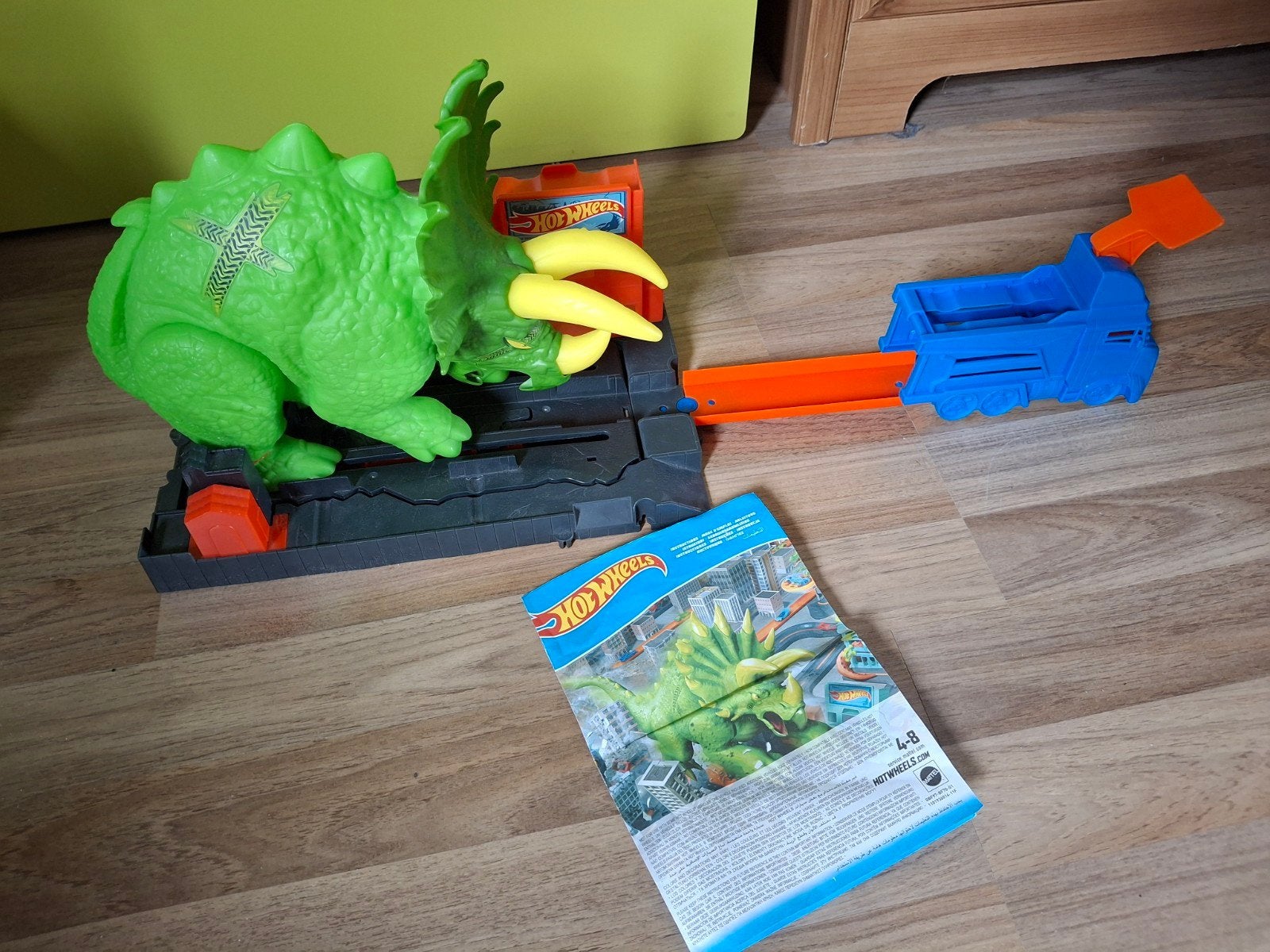 Hotwheels dino attack set, Kinderen en Baby's, Speelgoed | Racebanen, Ophalen of Verzenden, Zo goed als nieuw, Handmatig, Hot Wheels