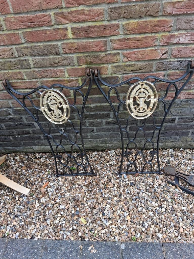 Zijpaneelen singer naaimachine, Ophalen