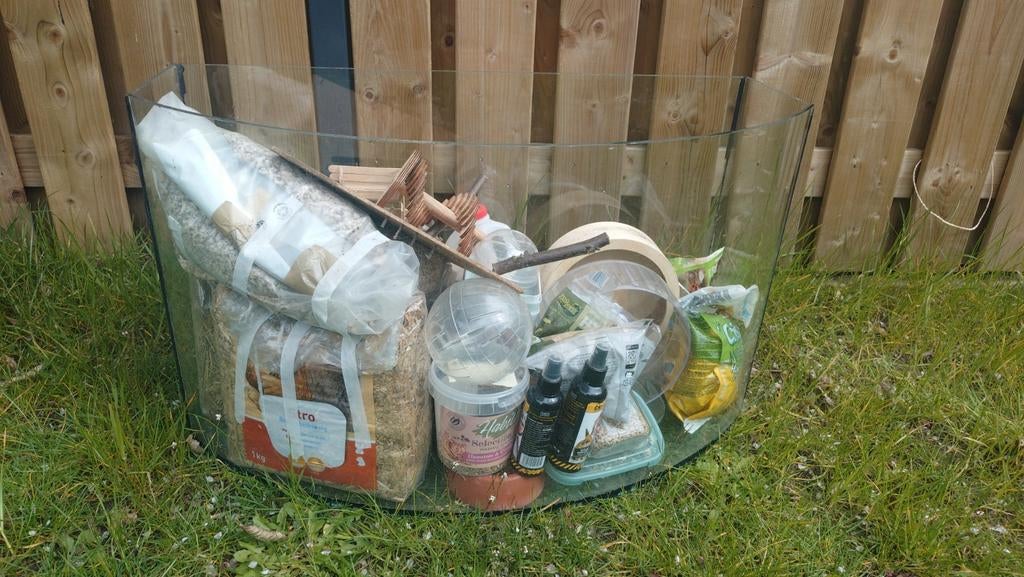 Halfrond terrarium glas + hamster scaping spullen (77x36x46), Kooi, Muis, 75 tot 110 cm, Ophalen