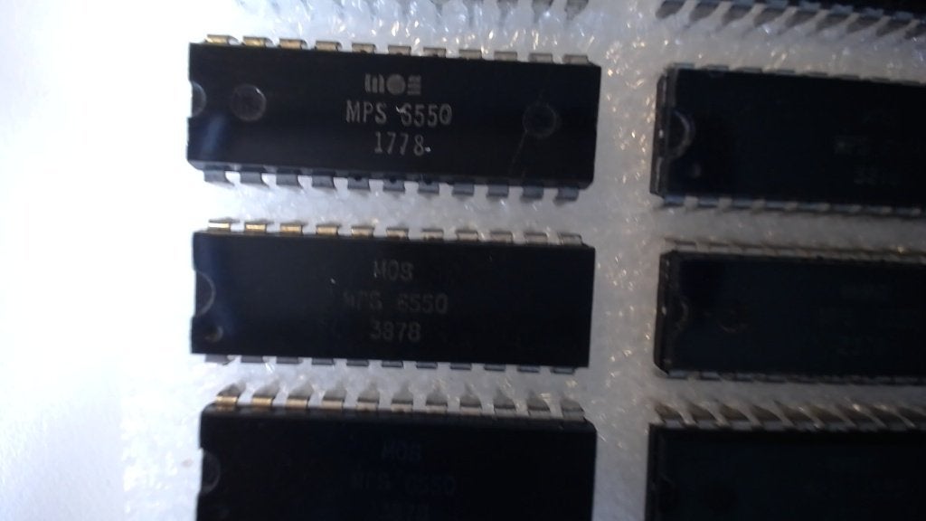 MOS MPS 6550 static RAM chips o.a. Commodore PET 2001, Ophalen of Verzenden