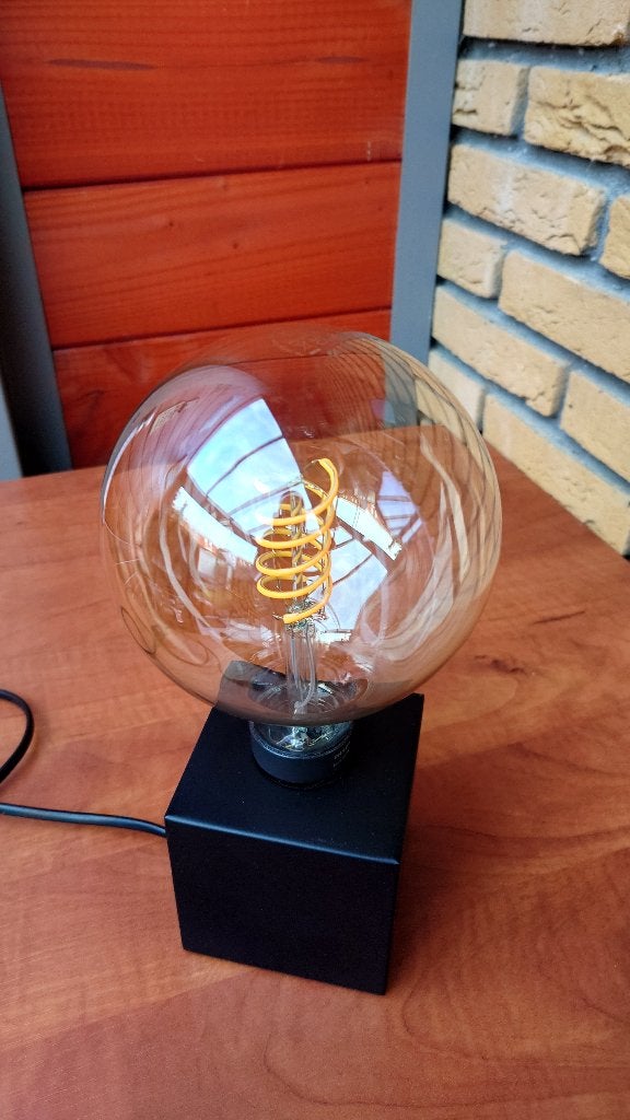 Philips Hue Filament G125 E27 grote fitting smart lamp., Ophalen, Led-lamp, Philips Hue, 60 watt of meer