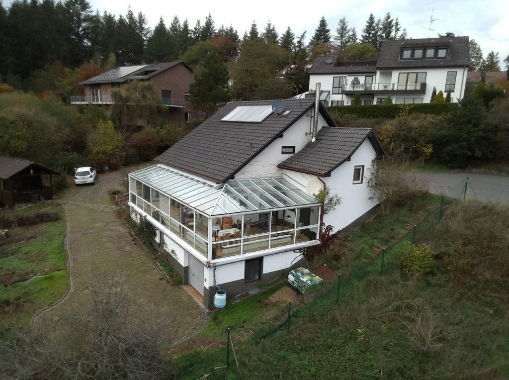 Vrijstaand huis met prachtig uitzicht over dal en dorpje, Huizen en Kamers, Vrijstaande woning, Verkoop zonder makelaar, Limburg