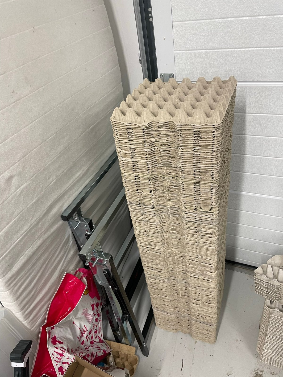 Eierdozen 31x31cm +/- 200 stuks GRATIS, Overige materialen, Gebruikt, Minder dan 5 m², Muurisolatie