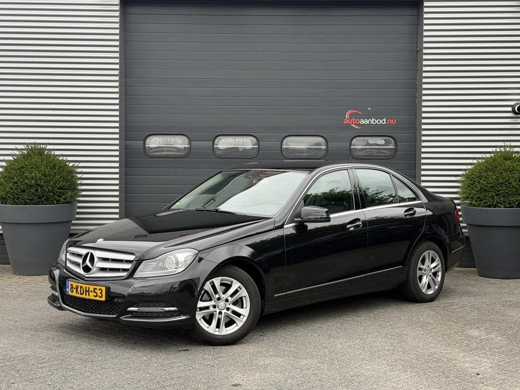 Mercedes-Benz C-klasse 220 CDI Avantgarde | Camera | Harmon, Auto's, Mercedes-Benz, Automaat, Euro 5, Zwart, 4 cilinders