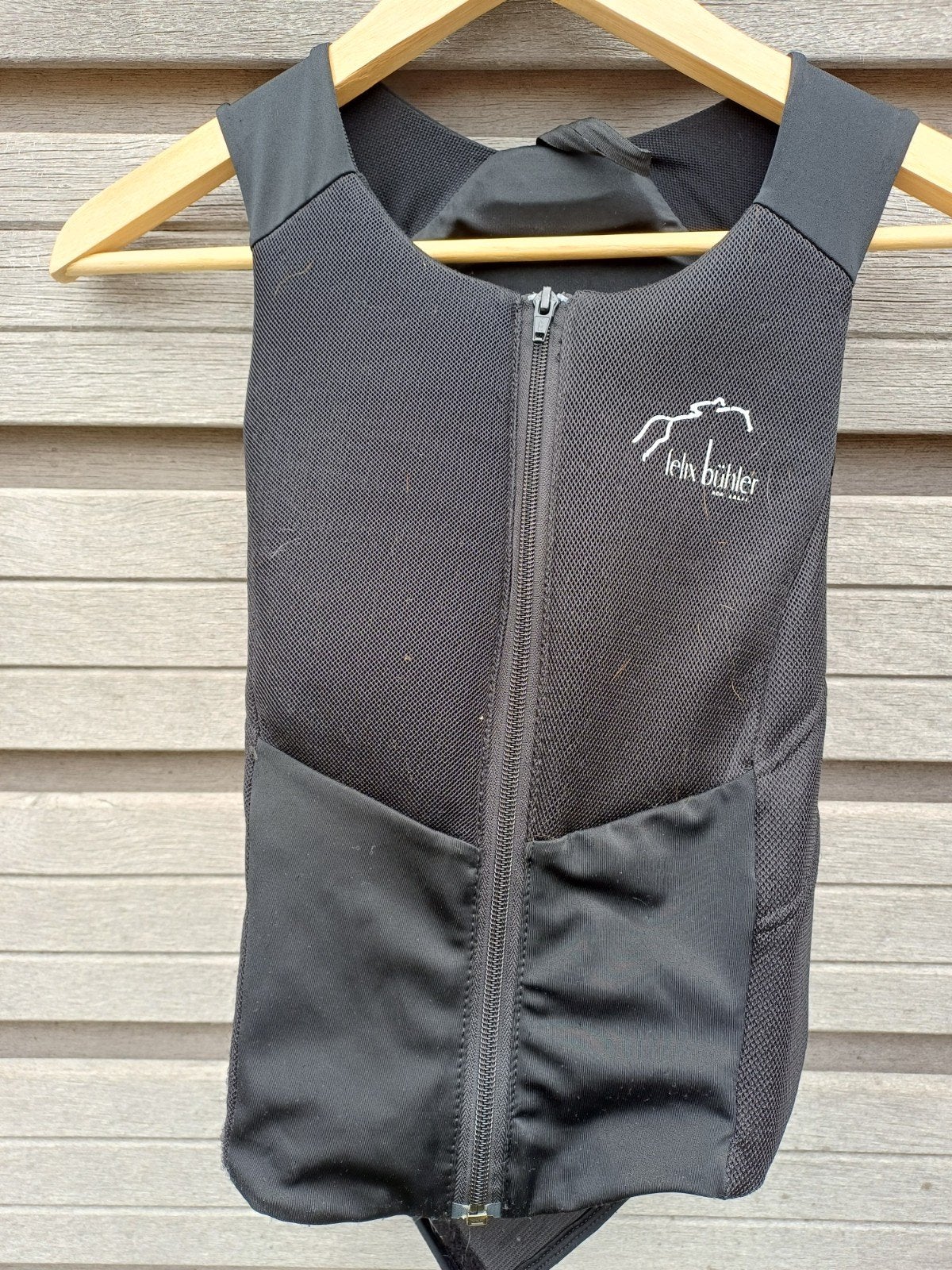 Felix Bühler
by KOMPERDELL rugprotector Anatomic FLEX PRO, Gebruikt, Ophalen of Verzenden, Bovenkleding, Kinderen