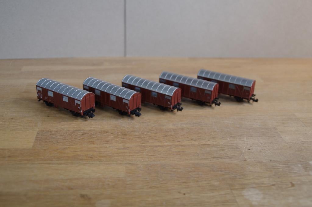 Minitrix gesloten goederen wagons, Gebruikt, Gelijkstroom, Trix, Wagon