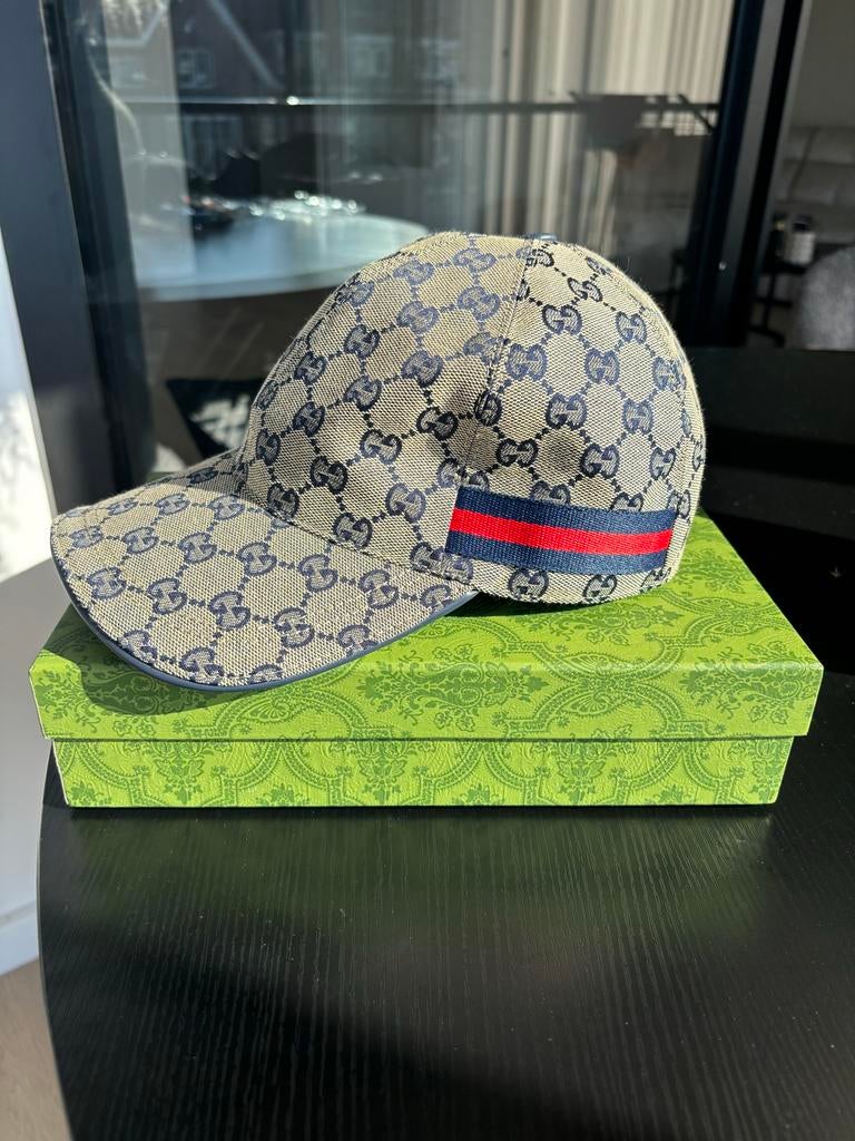 Gucci cap maat M - Stijlvolle Baseballcap, Ophalen of Verzenden, Zo goed als nieuw, Pet