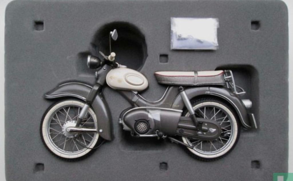 Gezocht ; Kreidler schuco incl verpakking, Hobby en Vrije tijd, Modelauto's | 1:5 tot 1:12, Ophalen of Verzenden, Zo goed als nieuw