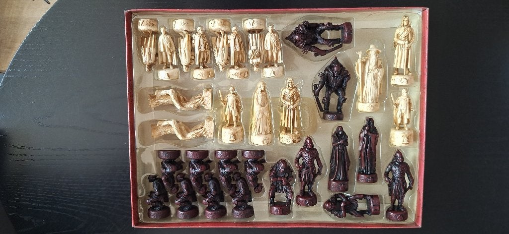 Lord of the Rings Schaakset - The Two Towers, Ophalen of Verzenden, Zo goed als nieuw, Spel
