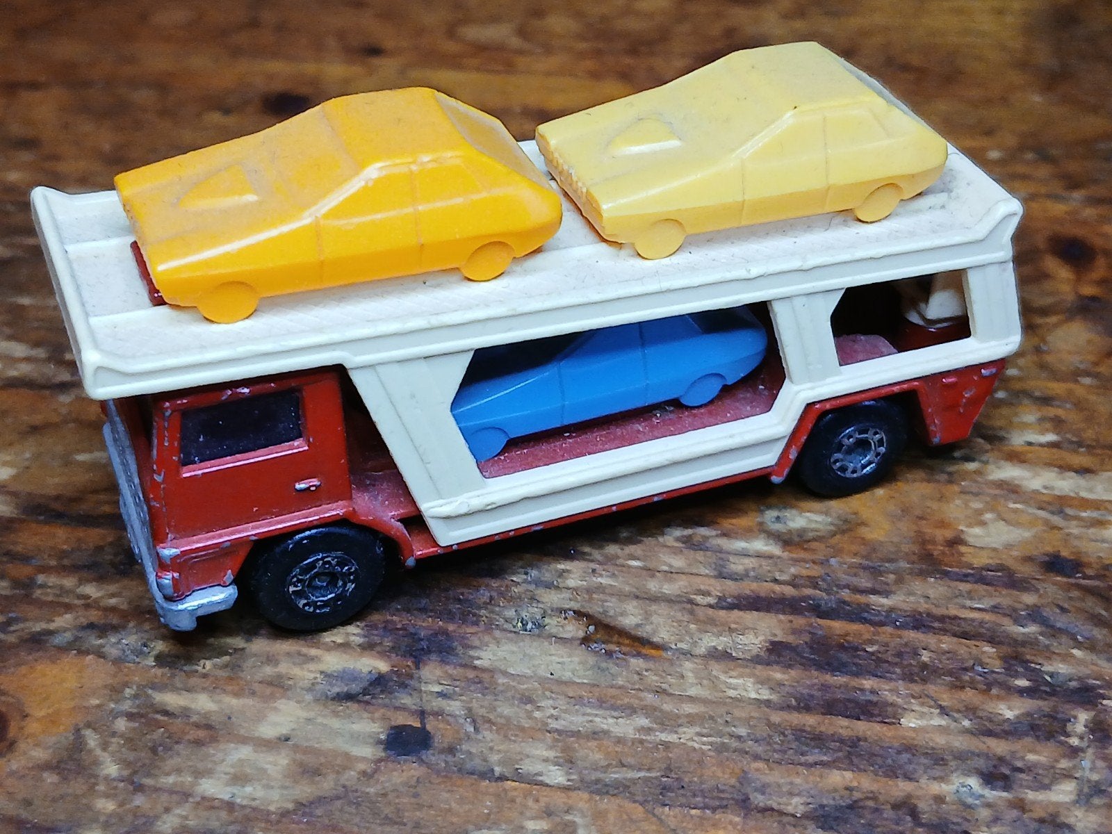 Matchbox car transporter, Hobby en Vrije tijd, Modelauto's | Overige schalen, Ophalen of Verzenden, Gebruikt, Bus of Vrachtwagen