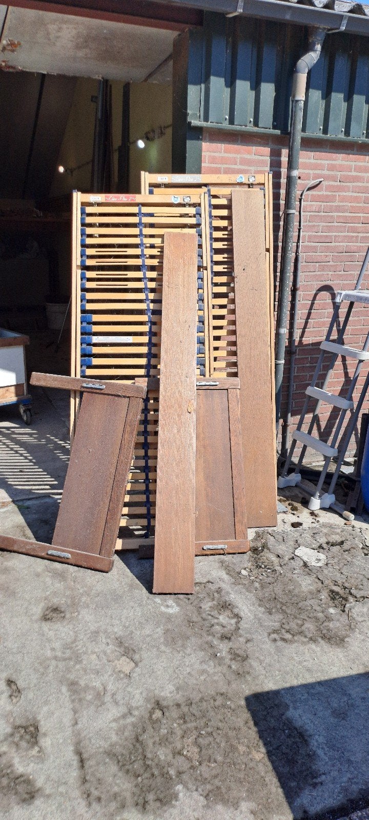 Lattenbodems 2x 80x210 cm, en 1 ledikant 200x90, Ophalen, 90 cm, Tweepersoons, Zo goed als nieuw