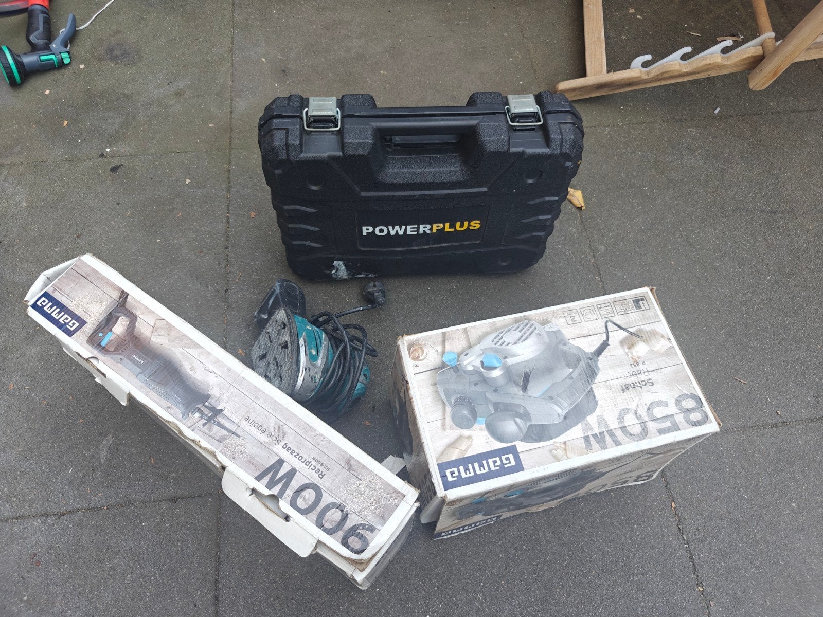 Diverse gereedschappen te koop, Ophalen