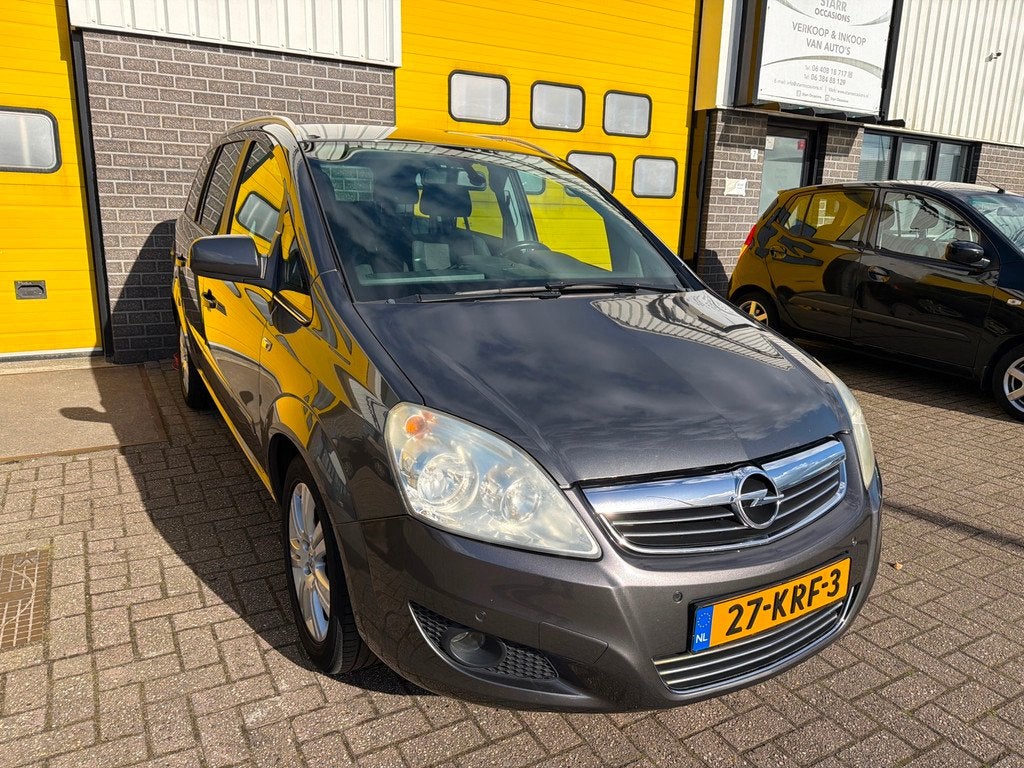 Opel Zafira 1.8 Cosmo|APK 4-27|7 Pers|Trehaak, Auto's, Voorwielaandrijving, Gebruikt, 4 cilinders, Electronic Stability Program (ESP)