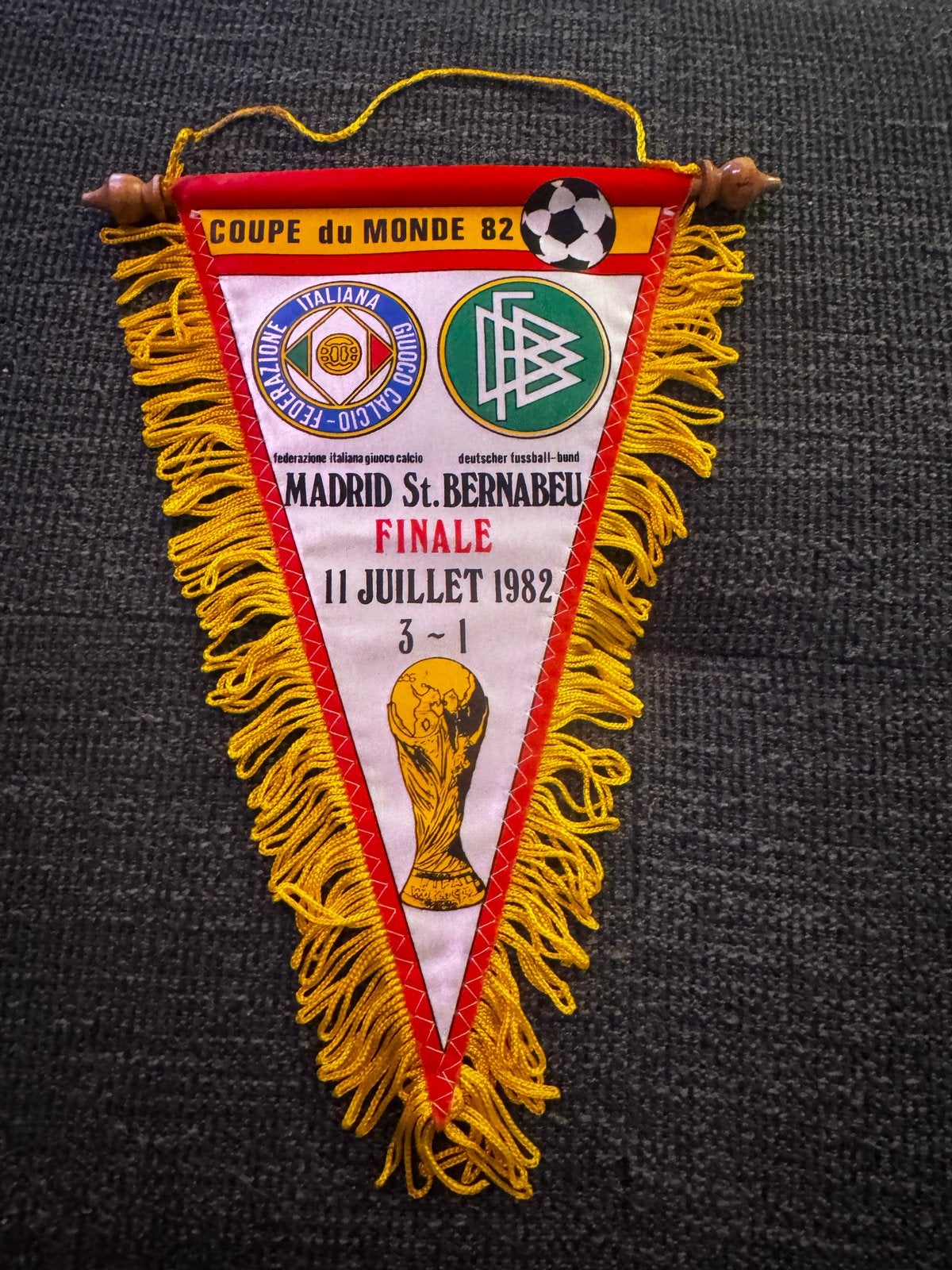 WK 1982 Finale Vaantje - Italië vs West-Duitsland, Verzenden, Gebruikt, Overige sporten, Vaantje of Sjaal