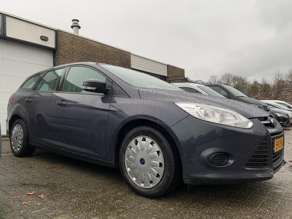Ford Focus Wagon 1.6 TDCI ECOnetic NWE APK Navi Trekhaak Cru, Euro 5, Gebruikt, 4 cilinders, Origineel Nederlands