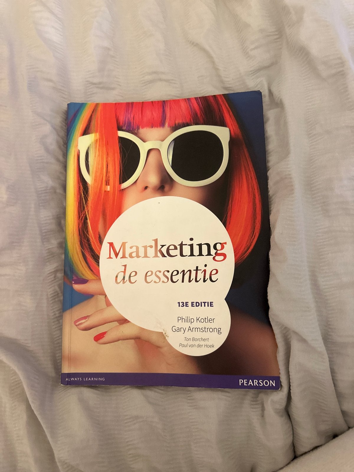 Marketing de essentie - 13e editie, Boeken, Ophalen of Verzenden, Gamma, Gelezen, HBO