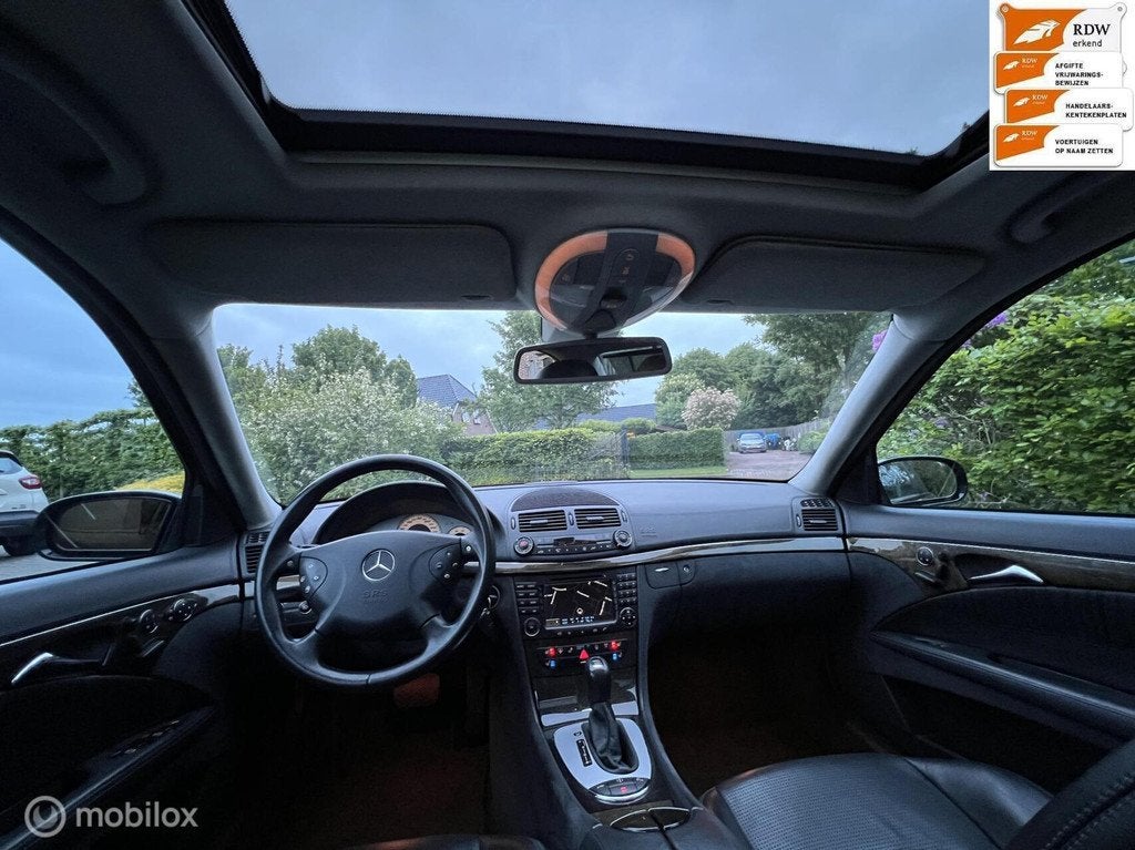 Prachtige Mercedes E-klasse AMG 55 bj 2004 Nederlandse auto!, Auto's, Mercedes-Benz, Automaat, Achterwielaandrijving, Gebruikt