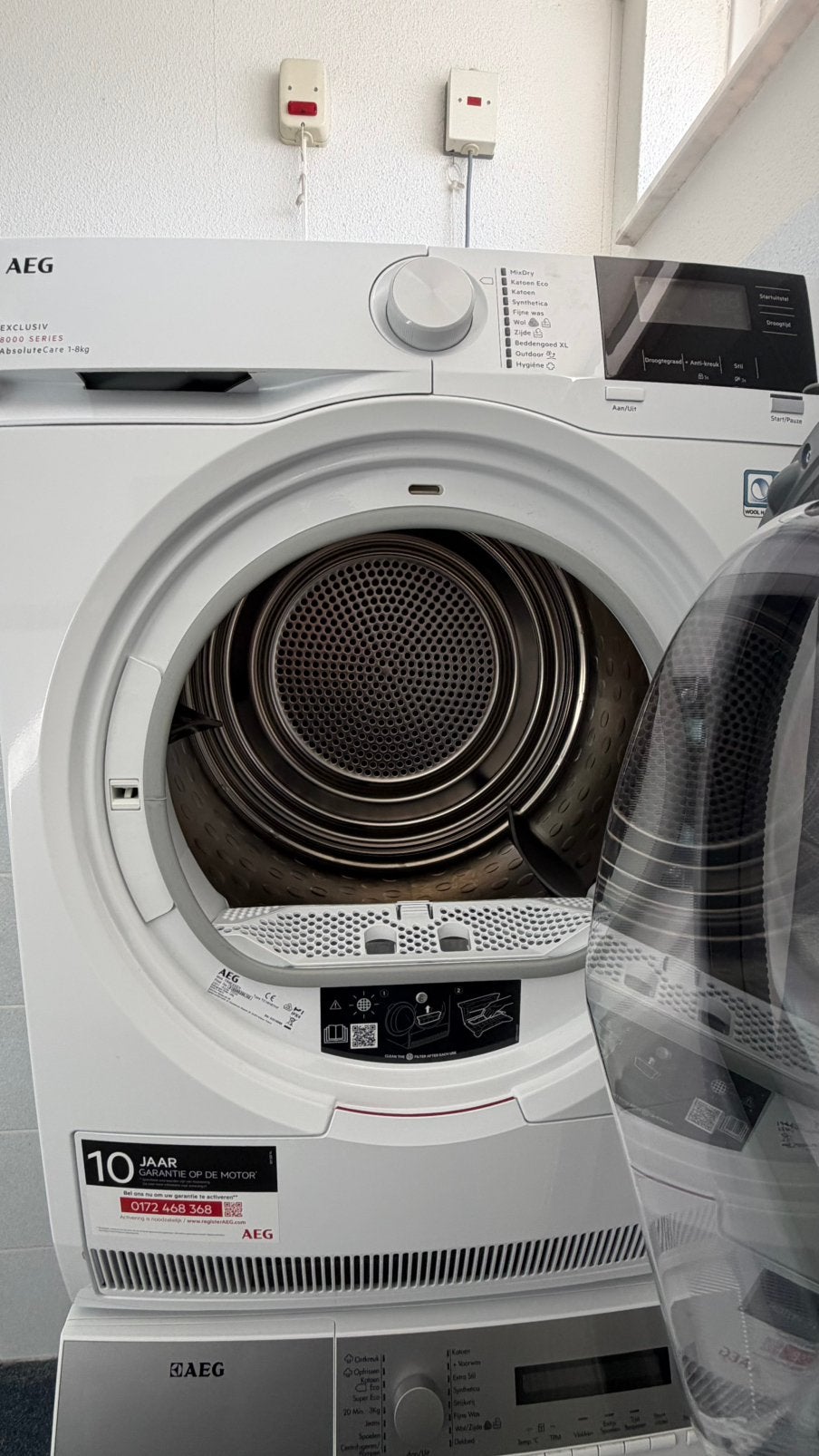 Foto 4 van AEG Wasmachine & AEG Warmtepompdroger (Set of Los Te Koop)