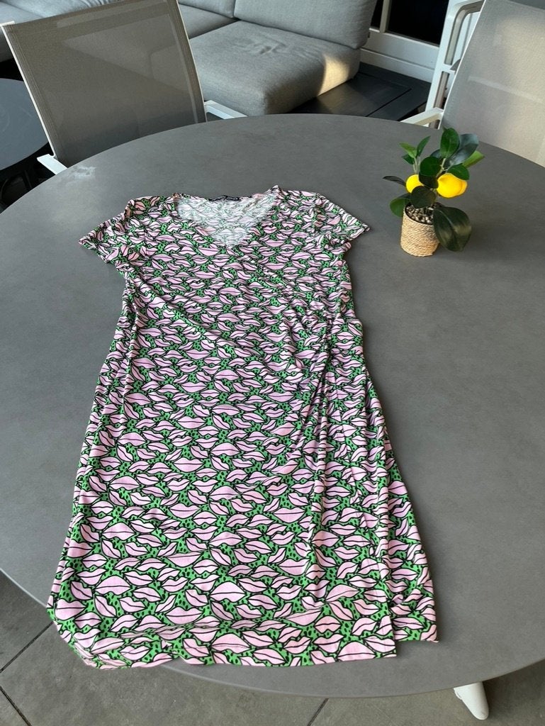 Groen/roze/zwart Juffrouw Jansen jurkje, maat XL = L, Kleding | Dames, Maat 42/44 (L), Zo goed als nieuw, Knielengte, Juffrouw Jansen