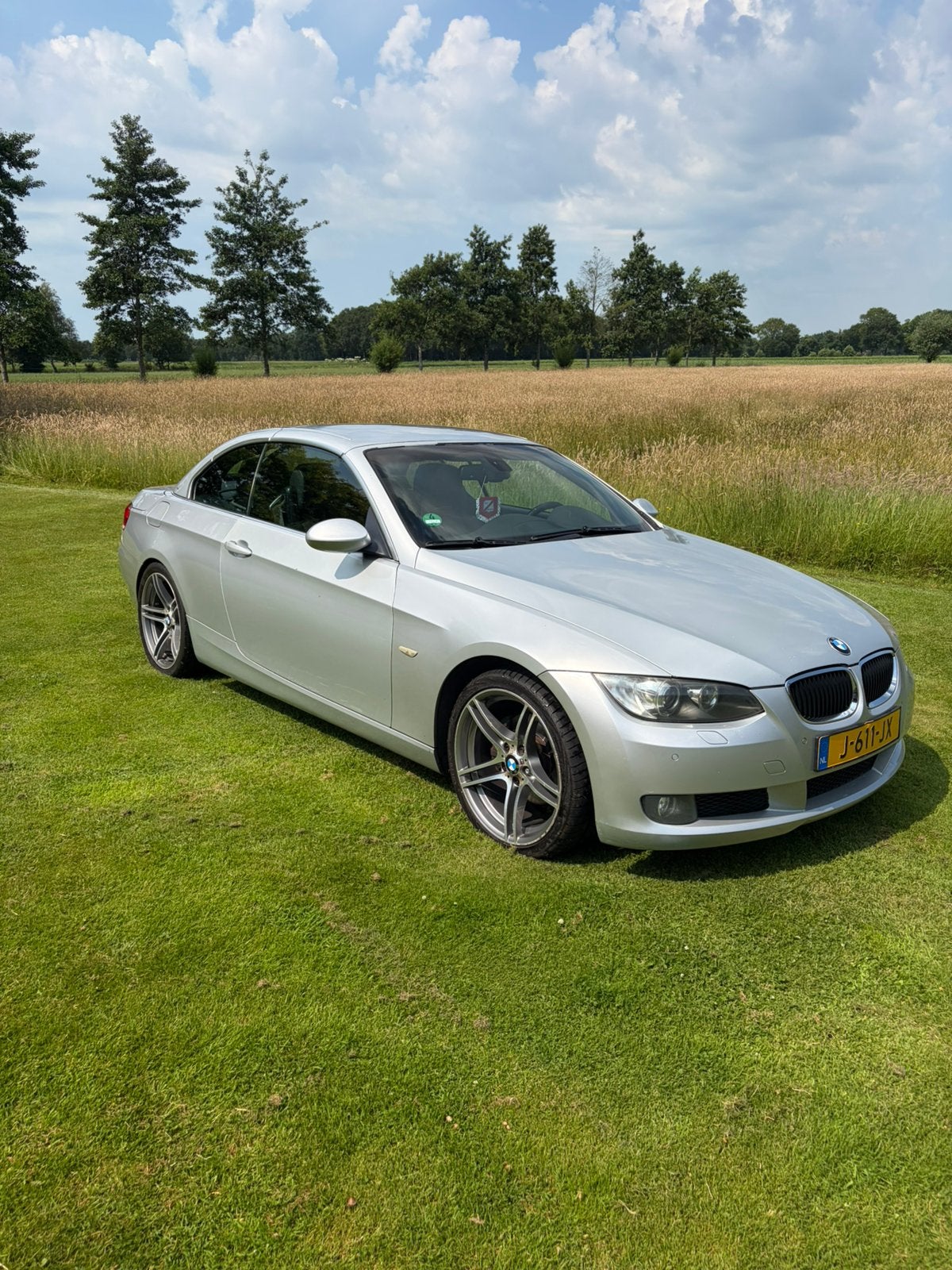 BMW 320i Cabrio Automaat – Nieuwe APK t/m 18 juni 2027, 15 km/l, 1995 cc, Cabriolet, Particulier