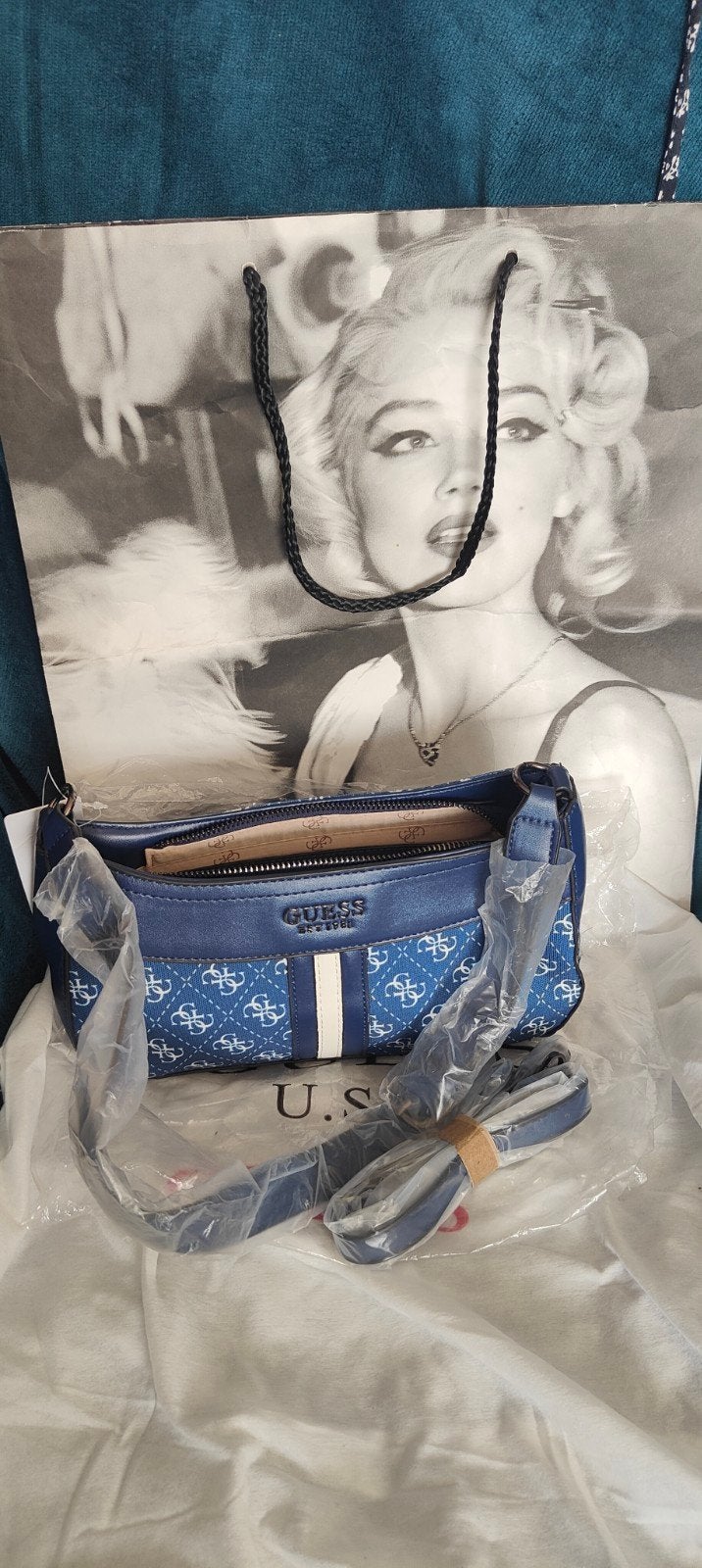 Guess tasje, origineel en nieuw - denim blauw spijker tas, Ophalen of Verzenden, Nieuw, Blauw, Schoudertasje