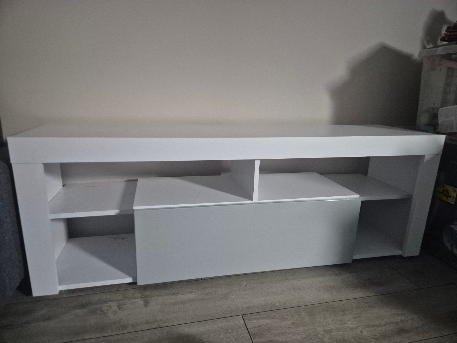 Tv-meubel wit. L35cm x B140cm x H50cm., Ophalen, Zo goed als nieuw, 25 tot 50 cm, Minder dan 100 cm