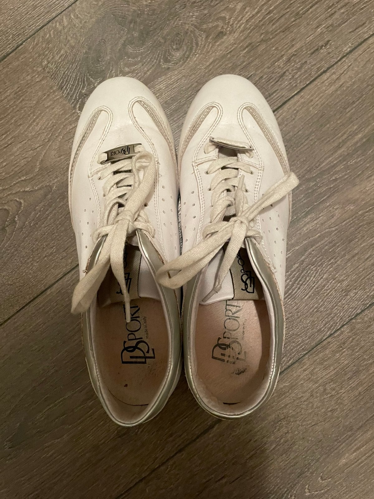 Dames sneakers maat 40 van dl sport, Ophalen of Verzenden, Zo goed als nieuw, Wit, Sneakers of Gympen