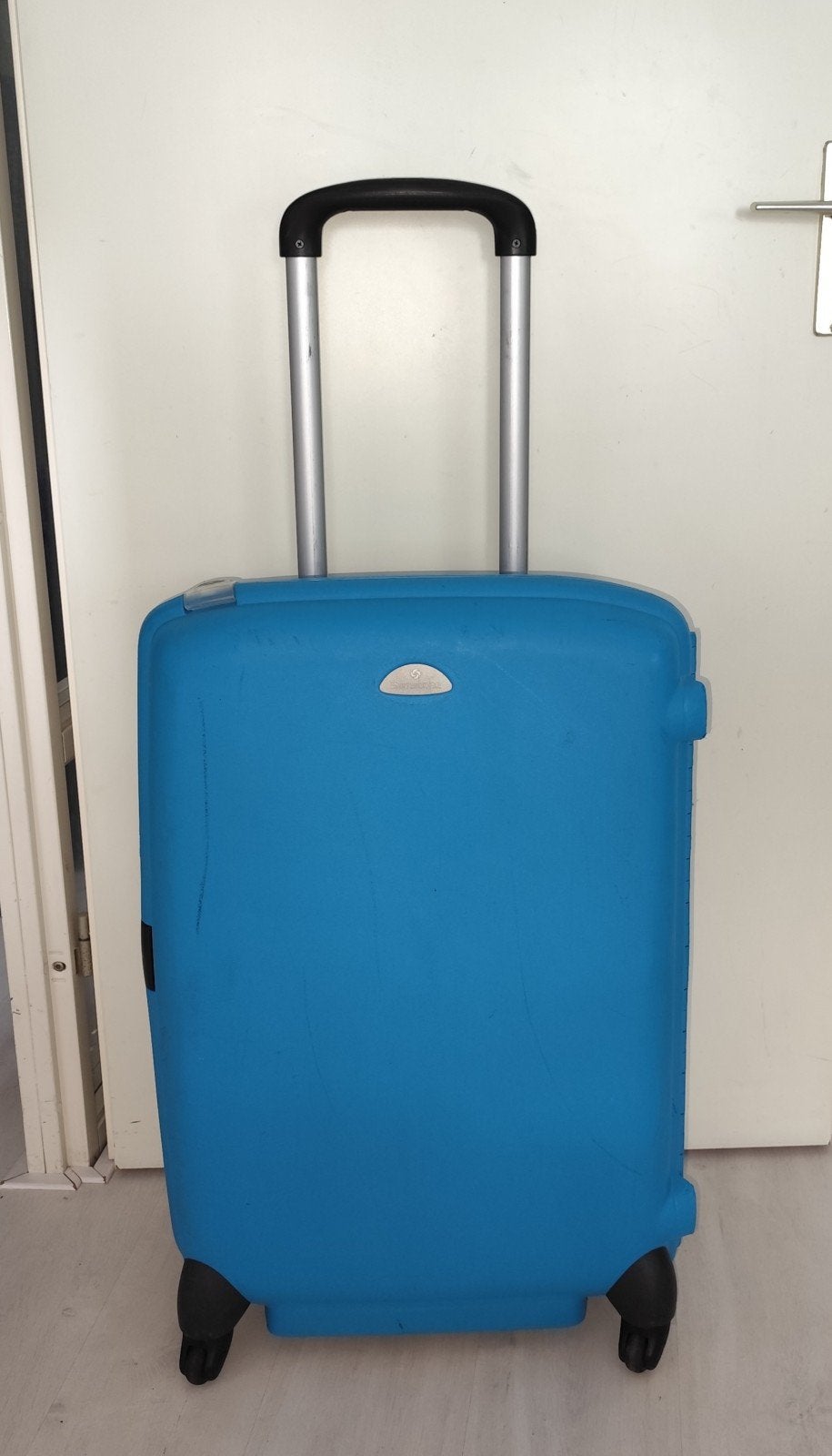 Grote koffer Samsonite met vier wielen 75x55x30 cm, Sieraden, Tassen en Uiterlijk, Koffers, Wieltjes, Hard kunststof, 45 tot 55 cm