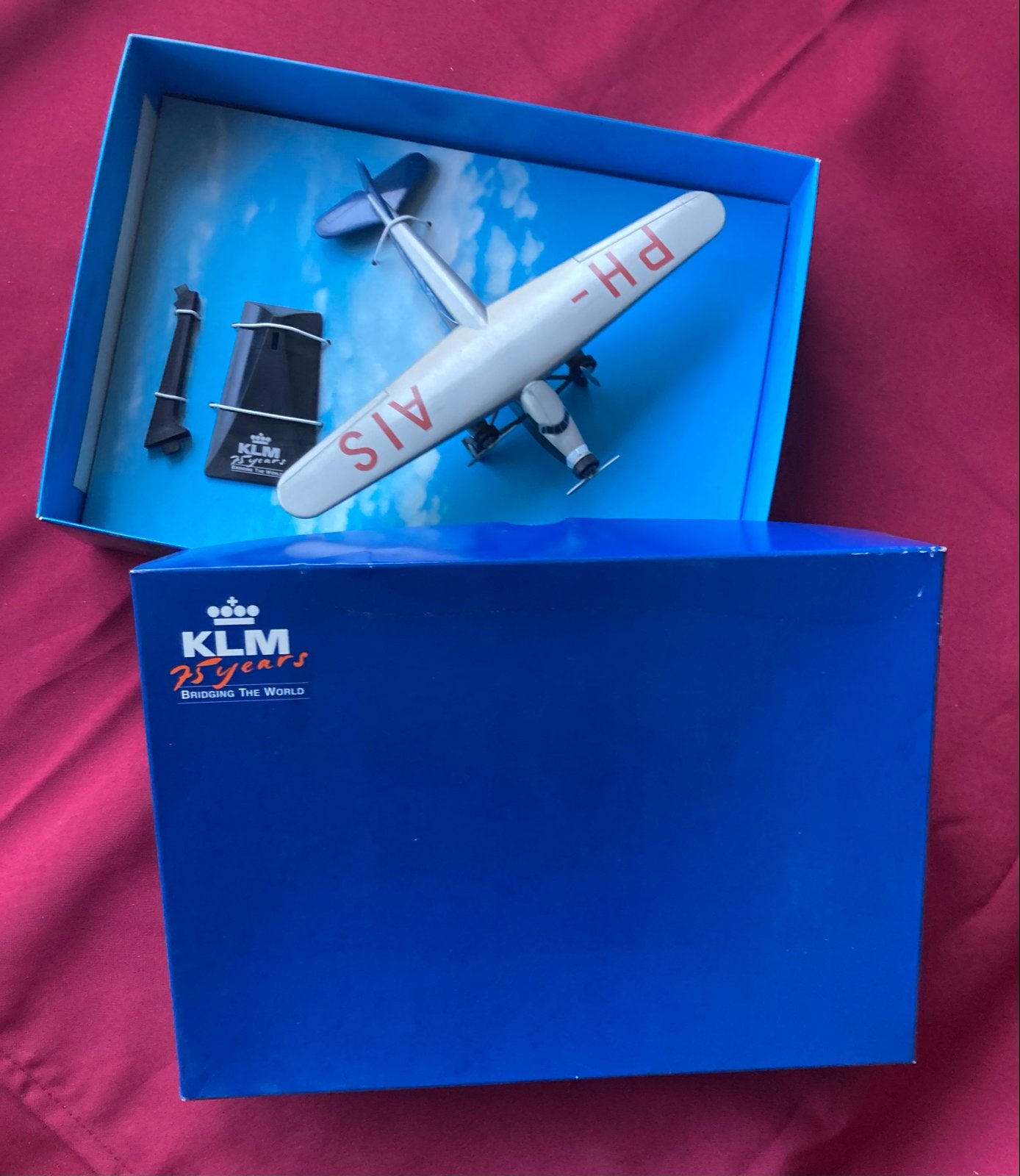 KLM 75 jaar Fokker F.VIIa PH-AIS 'Arend' schaalmodel, Verzamelen, Ophalen of Verzenden, Nieuw, Schaalmodel