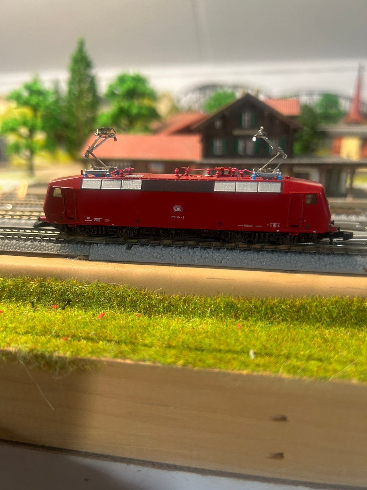 Marklin Z spoor Electrische lok br120, Wisselstroom, Locomotief, Ophalen of Verzenden, Zo goed als nieuw