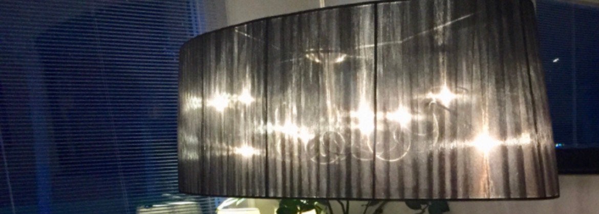 Prachtige zwarte organza hanglamp. In zeer goede staat., Ophalen of Verzenden, Zo goed als nieuw