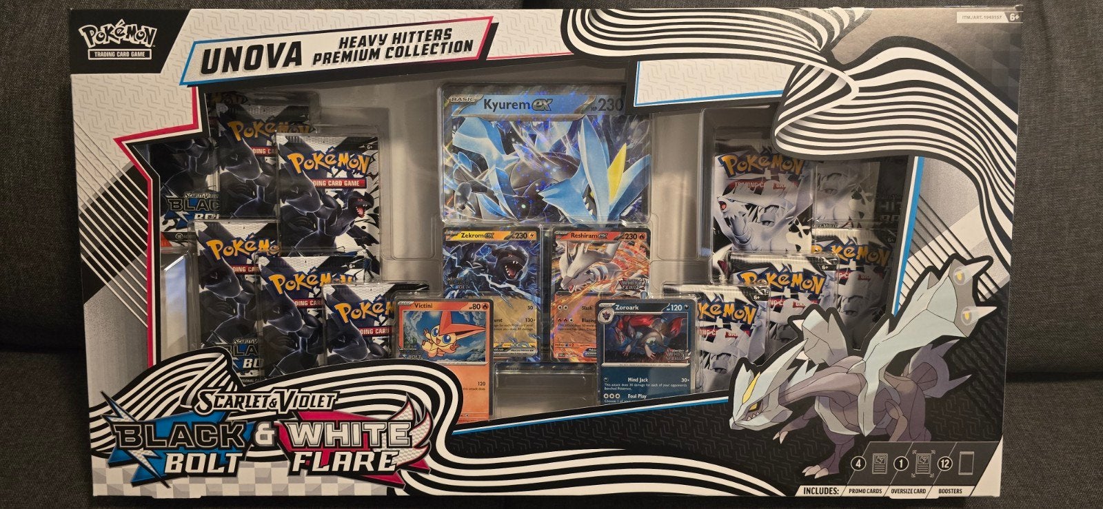Pokémon TCG Unova Heavy Hitters Premium Collection, Ophalen of Verzenden, Nieuw, Boosterbox, Foil