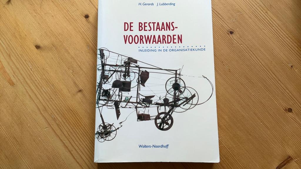 Gerards - Bestaansvoorwaarden, Boeken, Ophalen of Verzenden, Gelezen, Economie en Marketing, Gerards