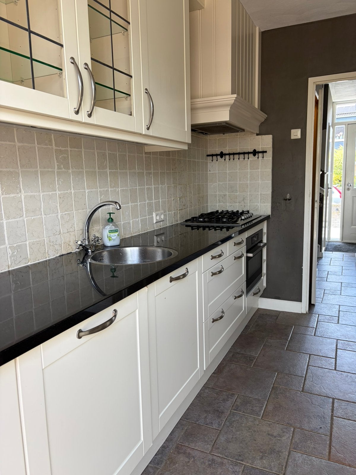 Tweedehands keuken met graniet aanrechtblad en apparatuur, Huis en Inrichting, Keuken | Complete keukens, Ophalen, Gebruikt, Graniet of Steen