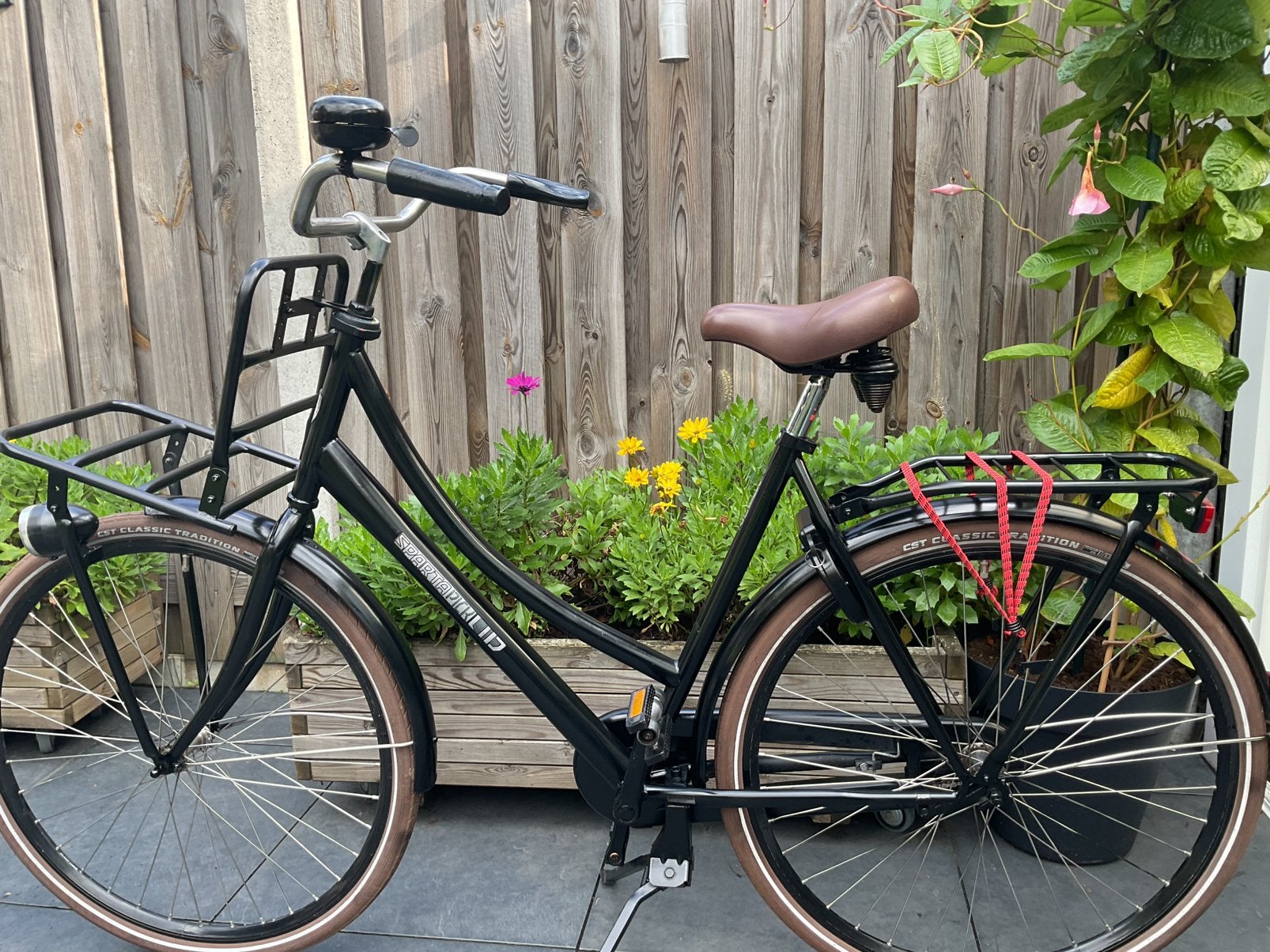 Sparta transportfiets met nieuwe verlichting en Axa slot, Ophalen, Zo goed als nieuw, Sparta