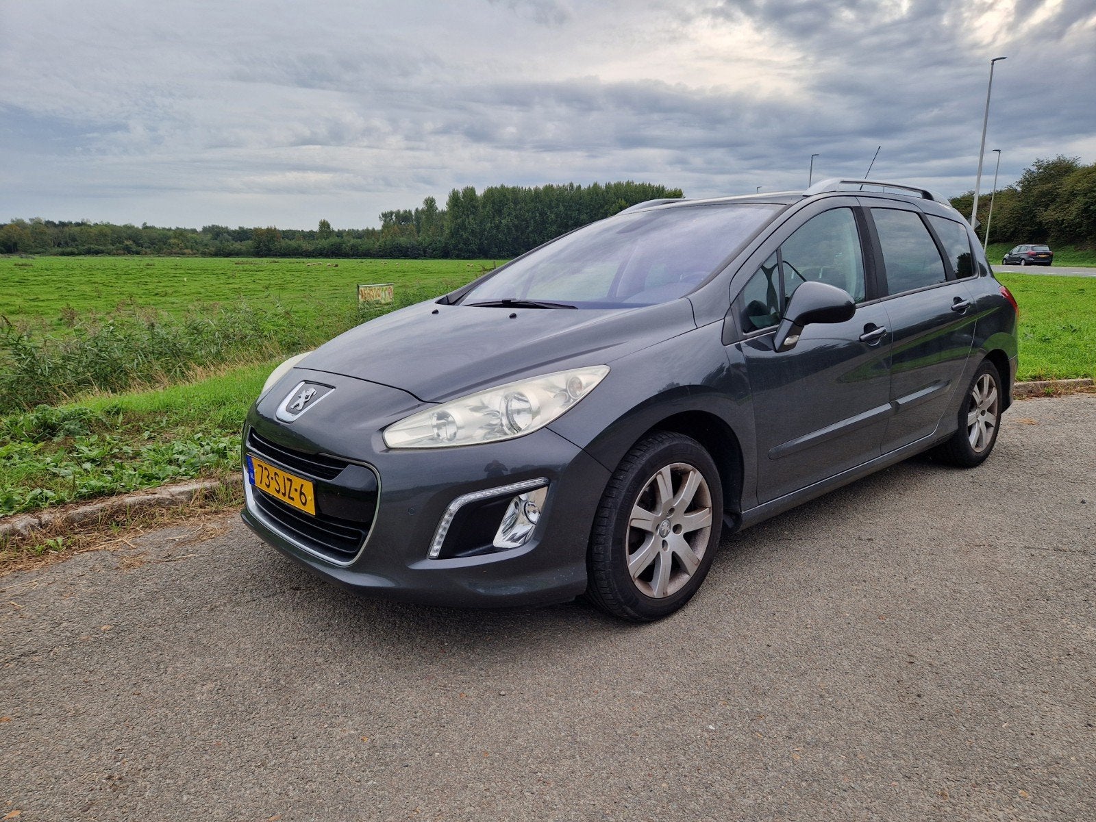 Peugeot 308 1.6 VTI 16V SW 2011 Grijs, Auto's, Voorwielaandrijving, Stof, 4 cilinders, Origineel Nederlands