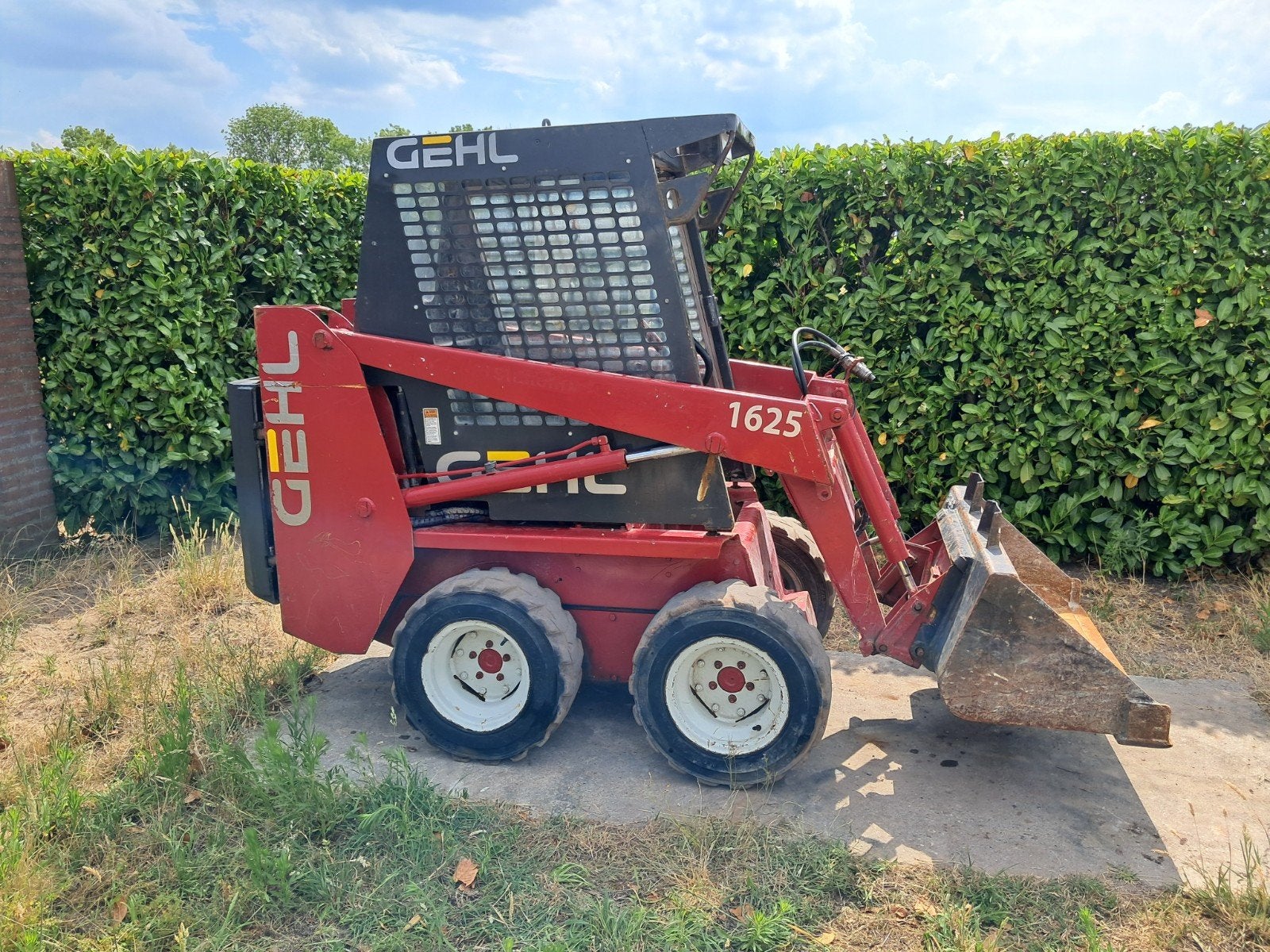 Schranklader Gehl 1625 / Bobcat / Skidster / 2700 uur !, Ophalen