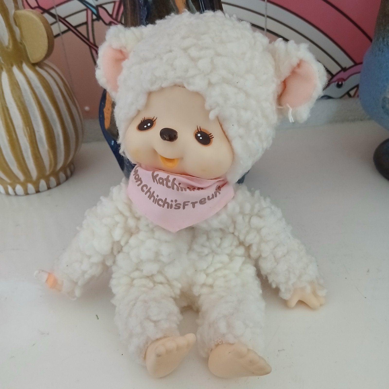 Monchhichi Kathinka in schapenpakje - Vintage poppetje, Verzamelen, Poppetjes en Figuurtjes, Verzenden, Gebruikt