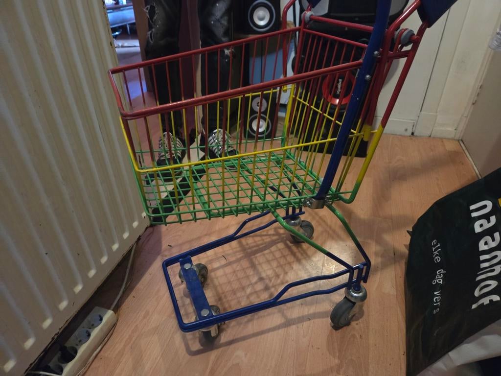 Kleurrijke kinderwinkelwagen, Ophalen of Verzenden, Gebruikt