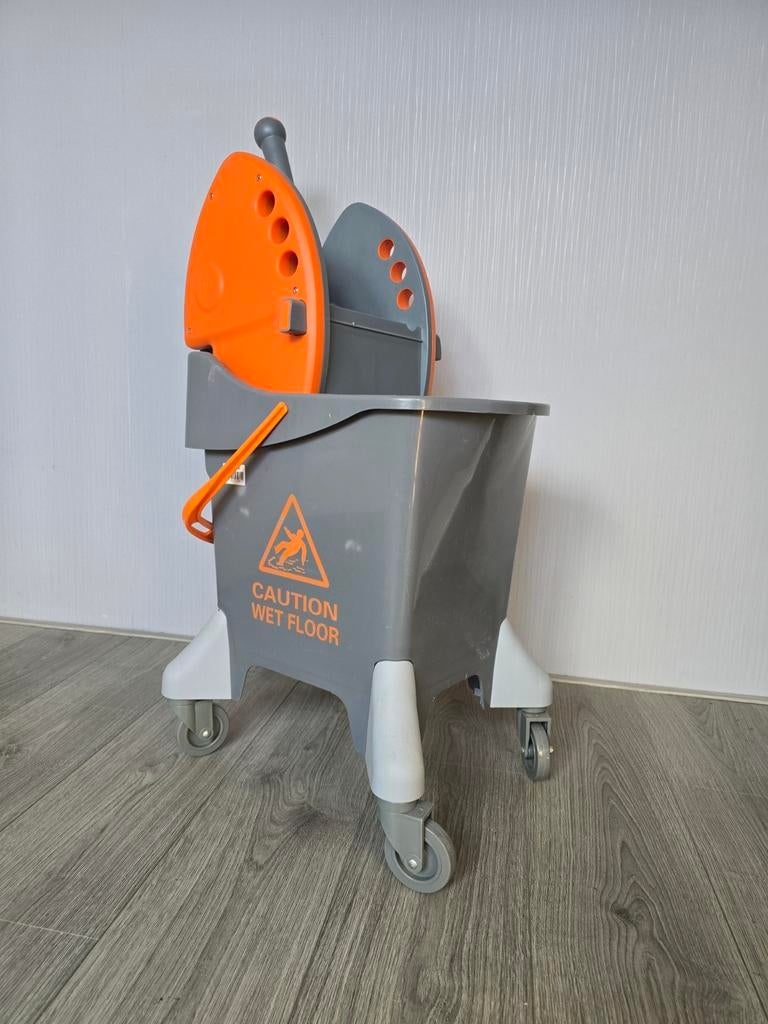 Mopemmer met wringer, Ophalen, Gebruikt