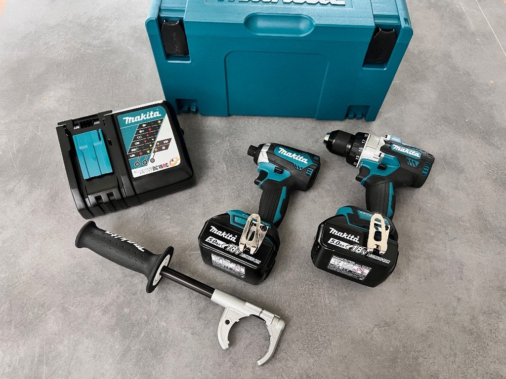 MAKITA DLX2545TJ 18V 5.0Ah ACCU BOORMACHINE + SLAGSCHROEFTOL