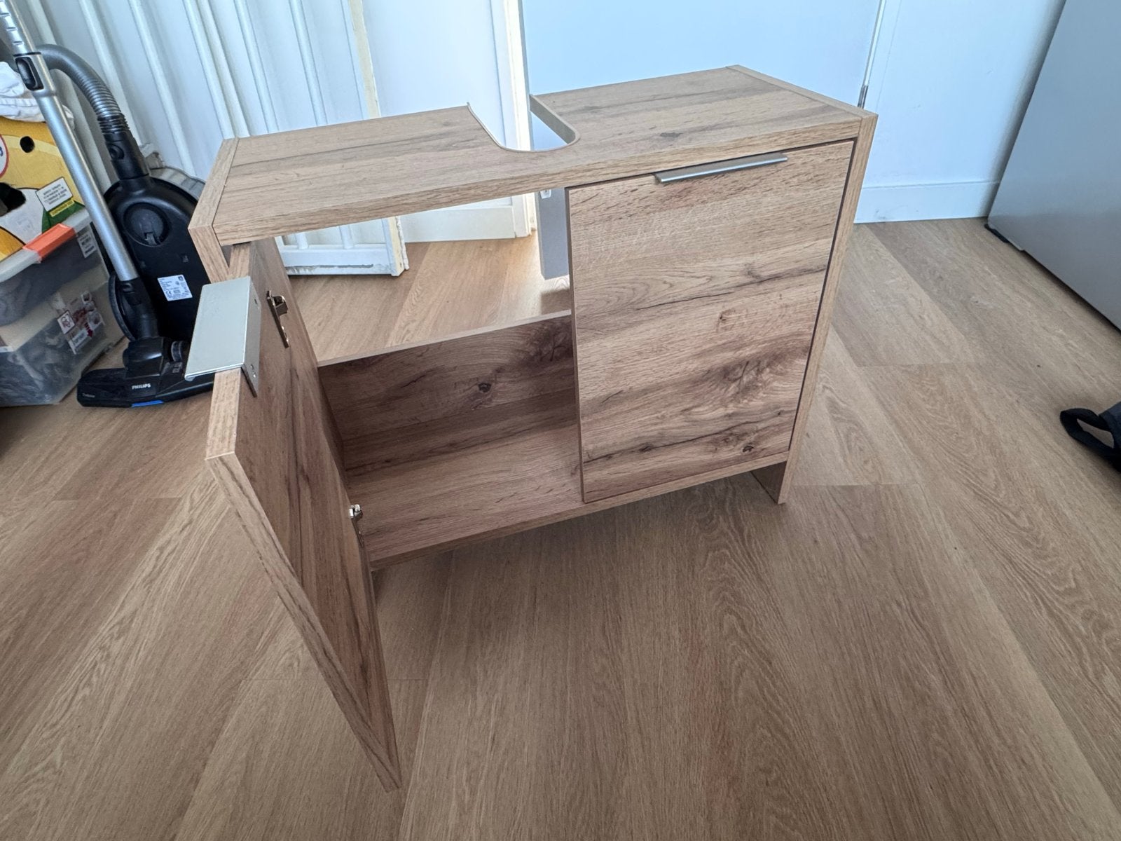 Badkamerkastje met uitsparing voor wasbak, Ophalen, Gebruikt, 50 tot 100 cm, Minder dan 100 cm