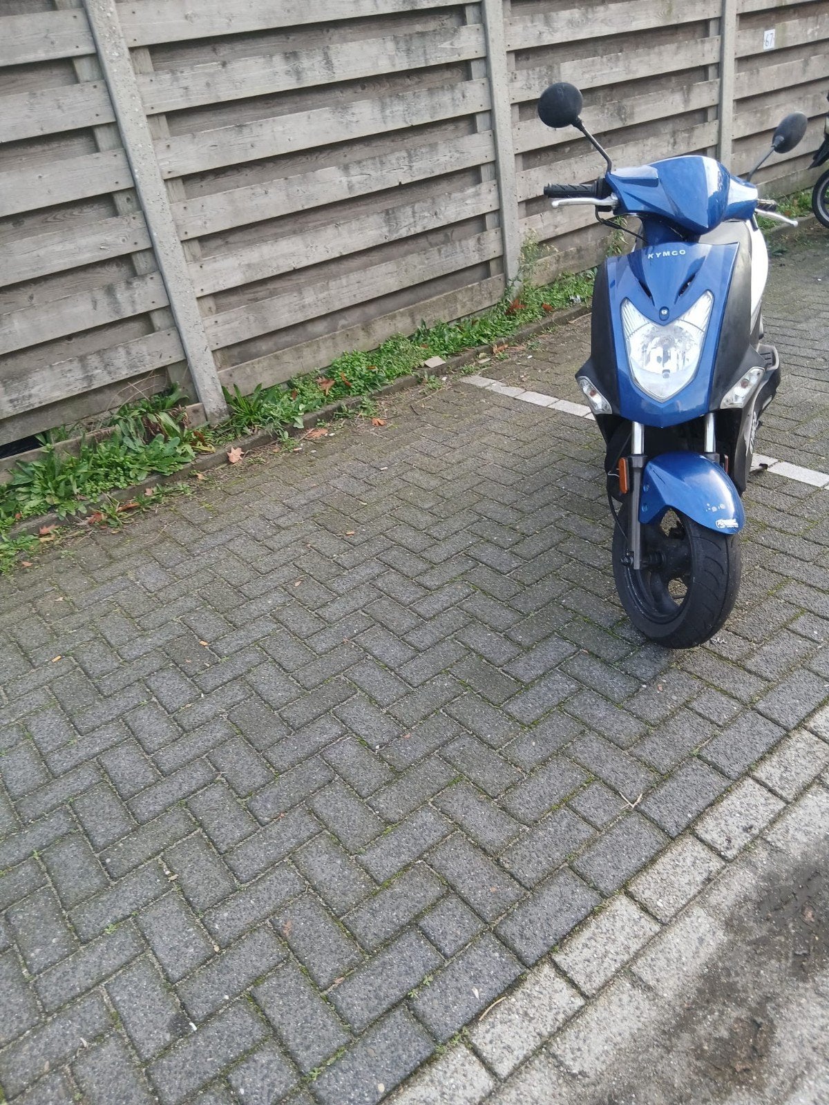 Kymco Agility 50cc scooter - Blauw/Zilver, Fietsen en Brommers, Ophalen, Gebruikt, Maximaal 45 km/u, Agility