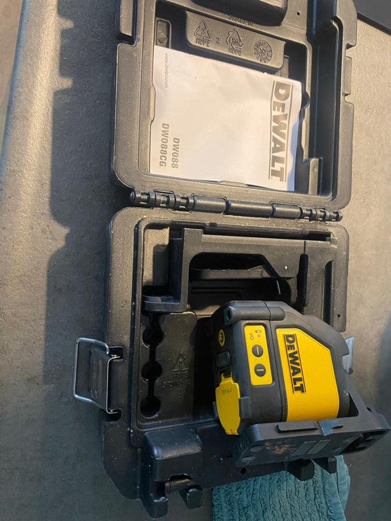 DeWalt DW088CG Kruislijnlaser - rode  Laser, Ophalen of Verzenden, Zo goed als nieuw, Licht